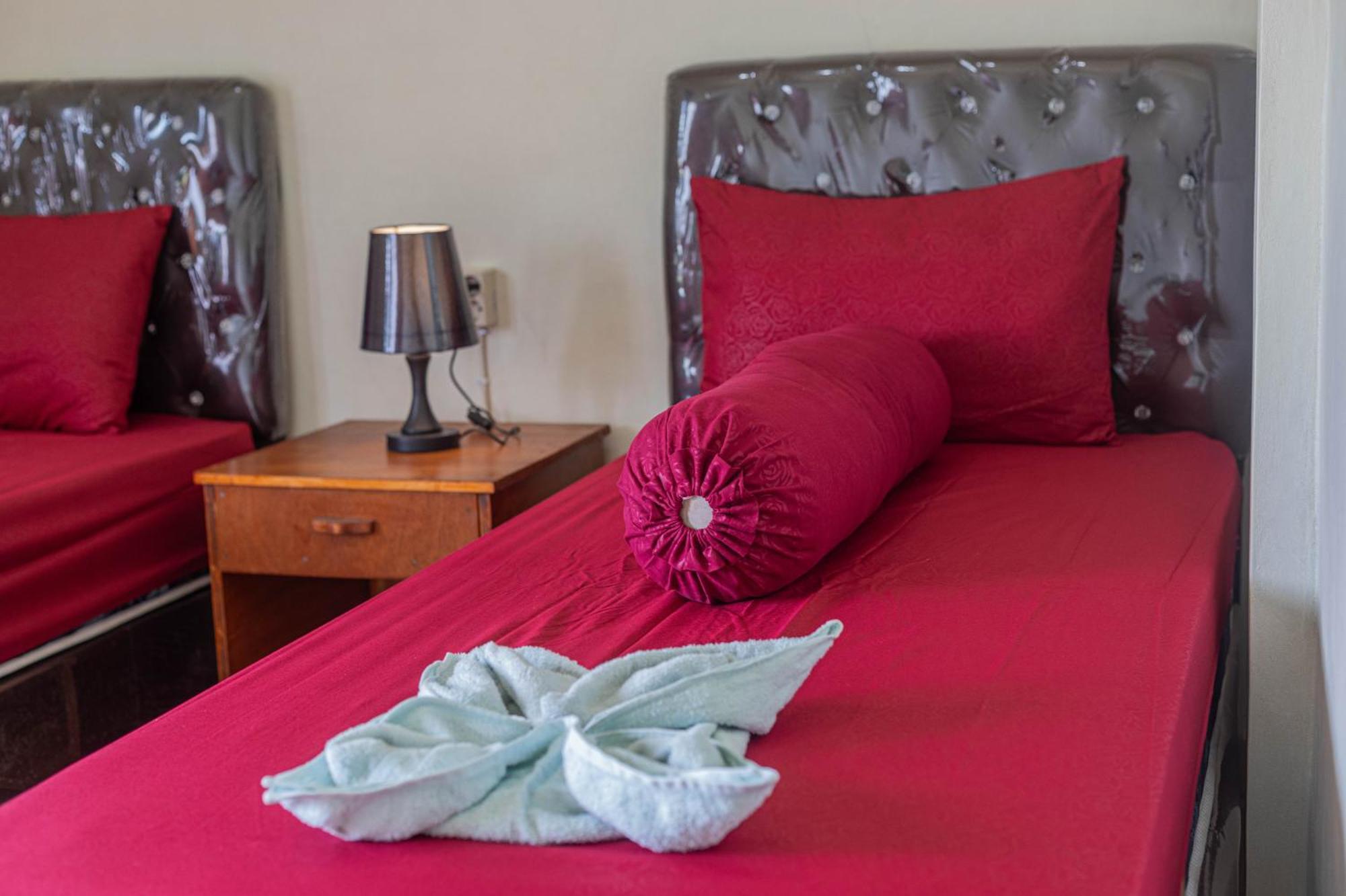 Teras Sawah Guest House Syariah ซัมบาลัง ลาวัง ภายนอก รูปภาพ