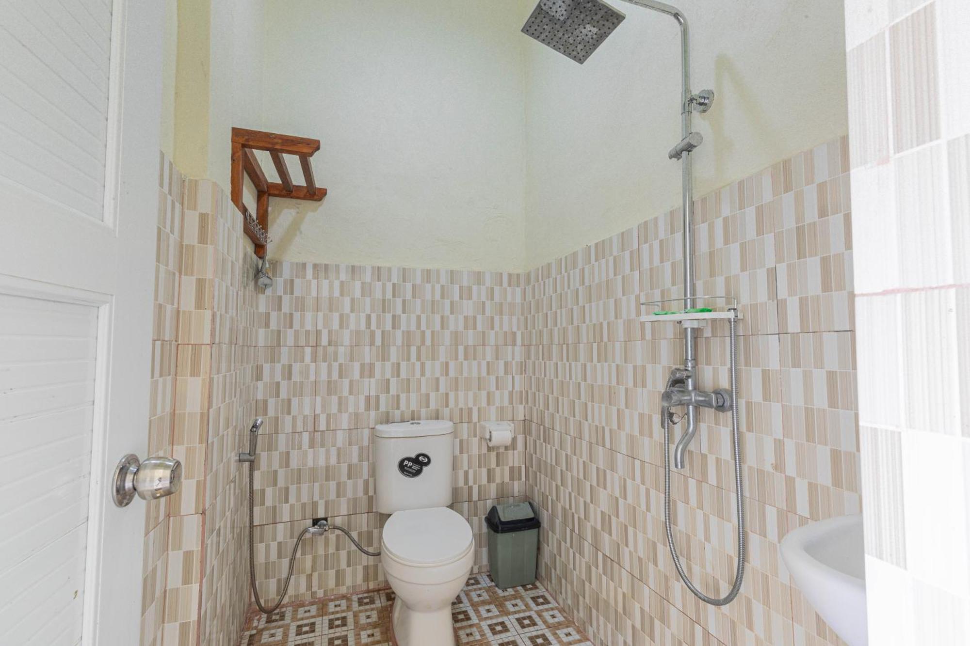 Teras Sawah Guest House Syariah ซัมบาลัง ลาวัง ภายนอก รูปภาพ