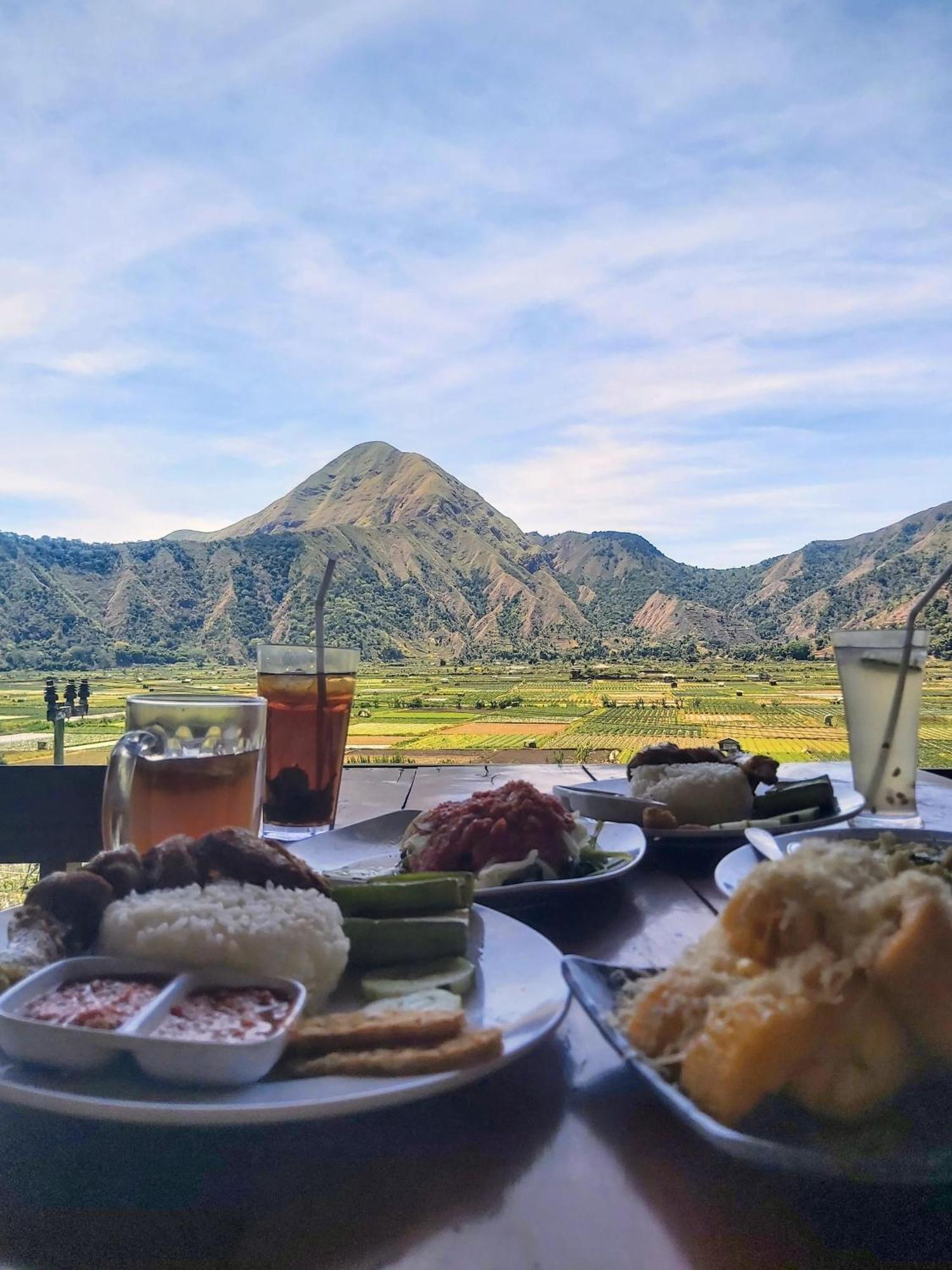 Teras Sawah Guest House Syariah ซัมบาลัง ลาวัง ภายนอก รูปภาพ